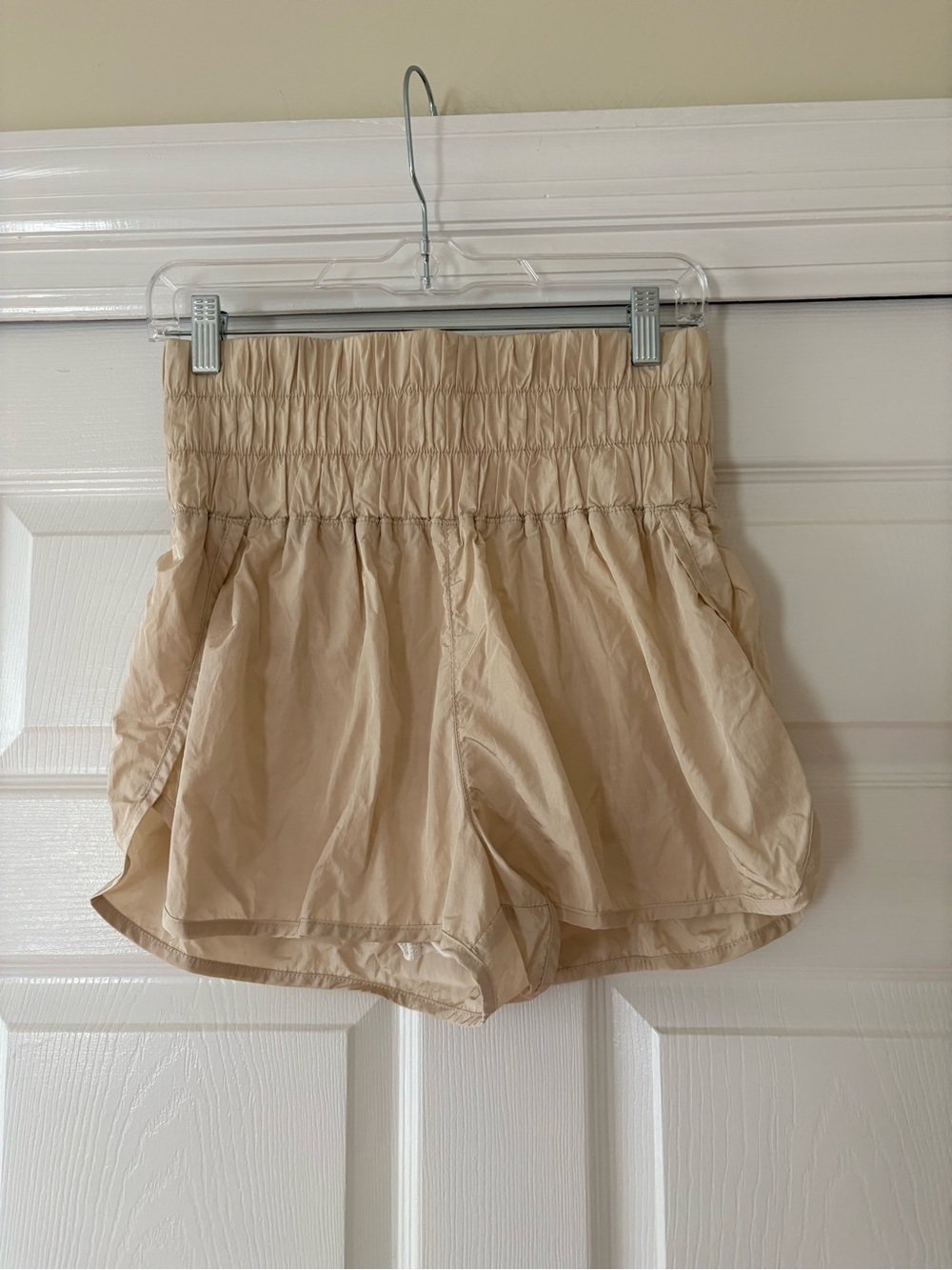 Free People Movement High-Waist Elastic Waistband Running Shorts in Beige Gold